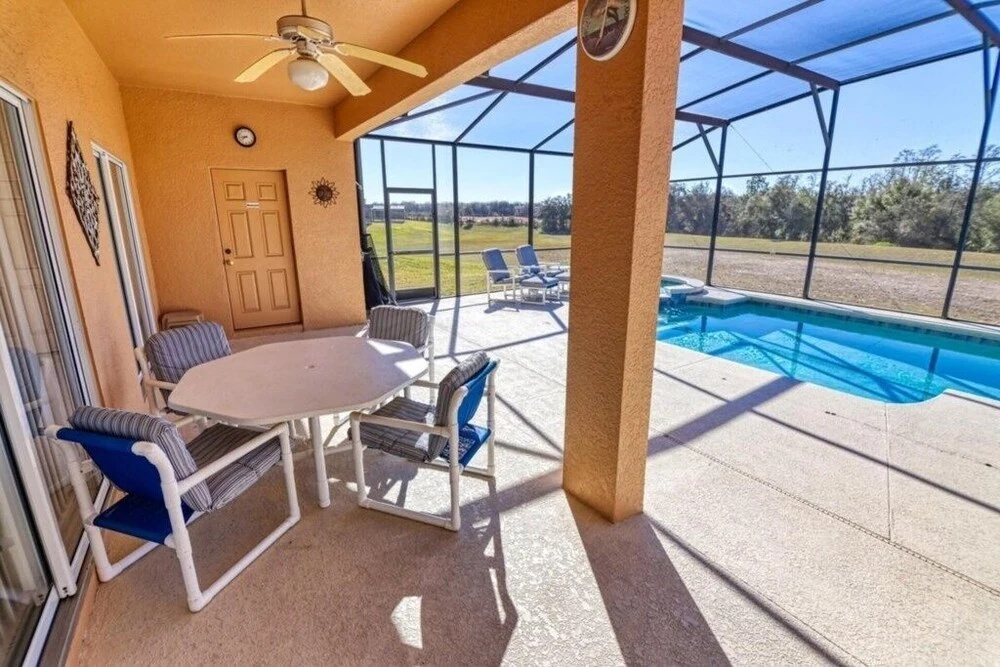 Relax And Unwind At Highgate Park 5 Bedroom Home by Redawning