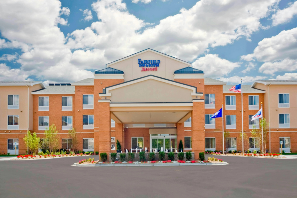 Fairfield Inn & Suites by Marriott Milwaukee Airport