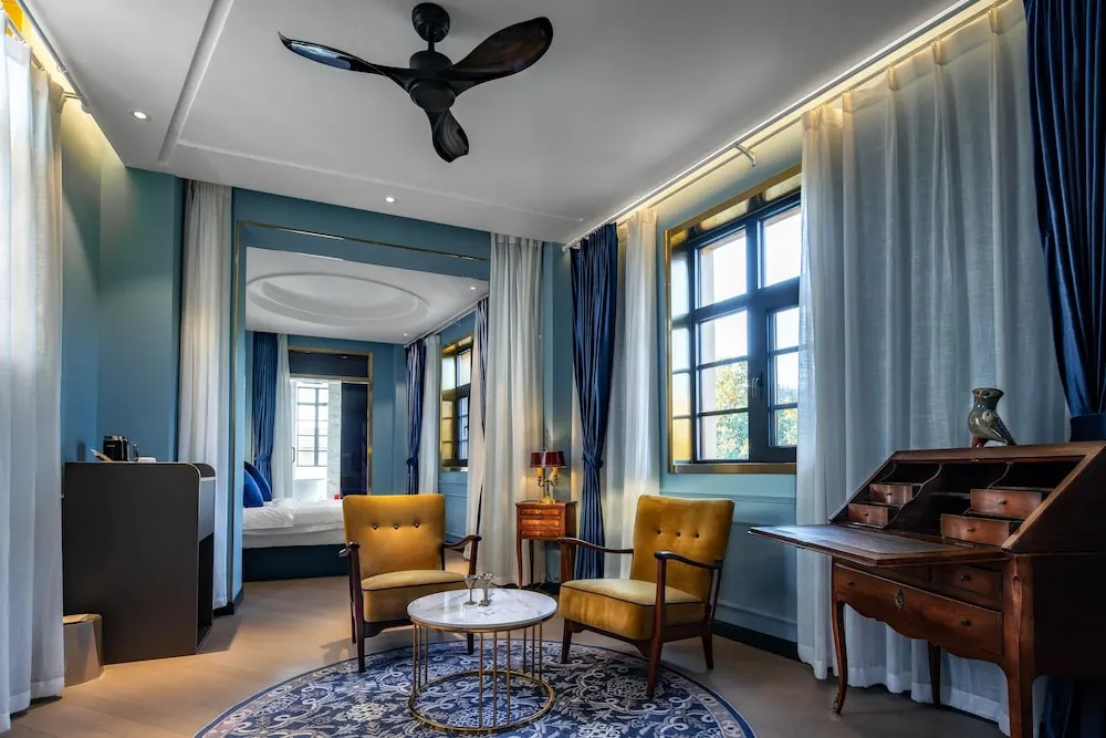Premier Suite