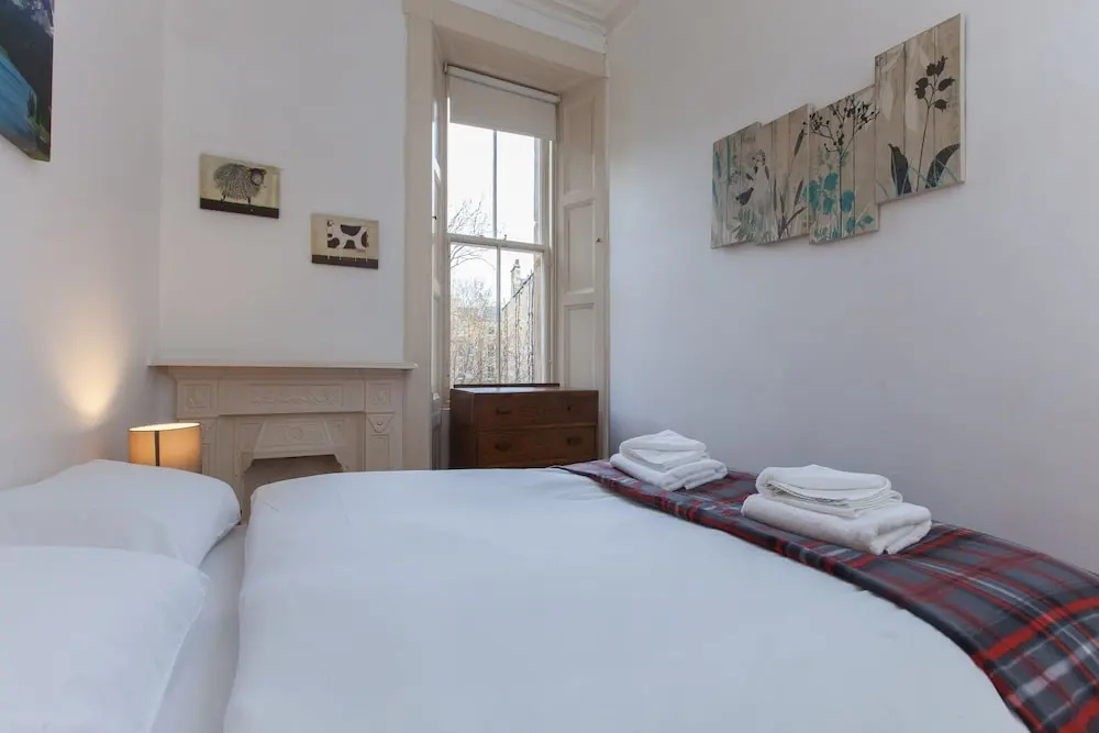 2 Bedroom Central Apartment