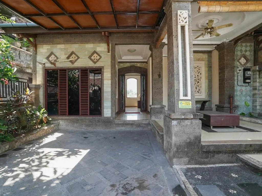 OYO 2321 Griya Shanti Homestay