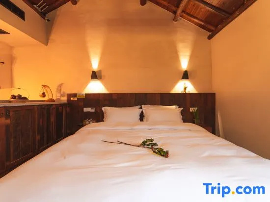 Standard Double Duplex room (full double bed)