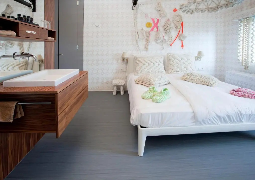 Standard Double Attic room (full double bed)