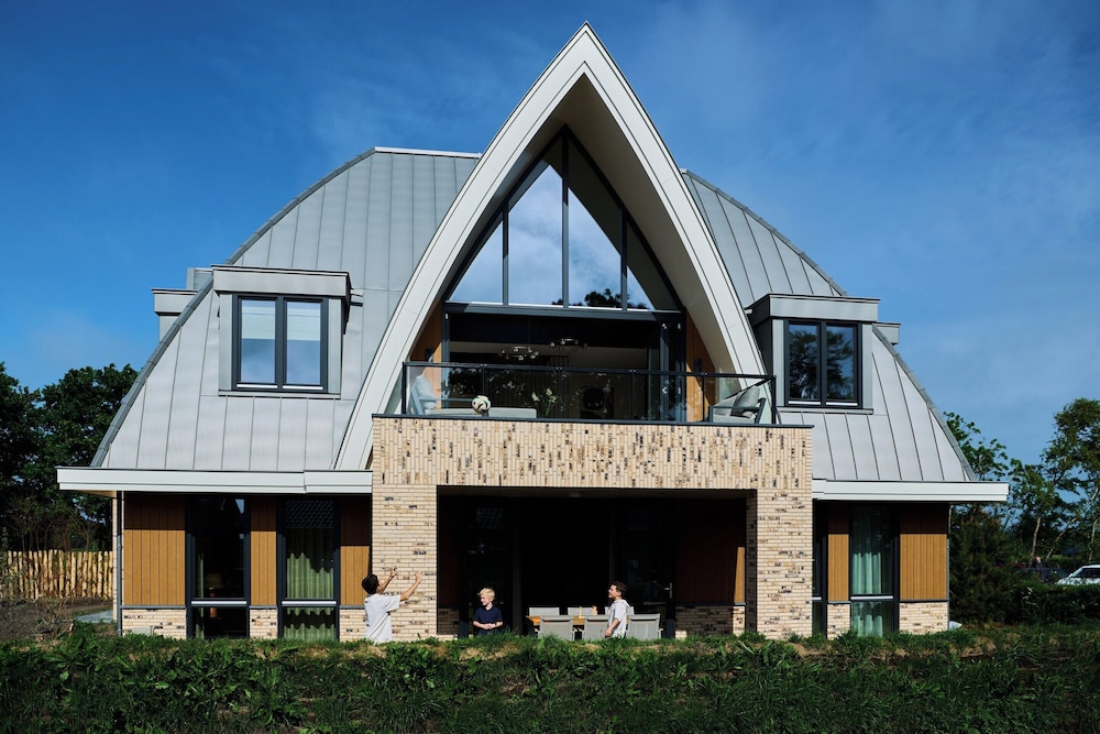 Country Holiday Home for 6 Guests