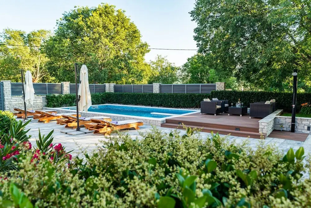 Luxury Villa Carlin With Heated Pool