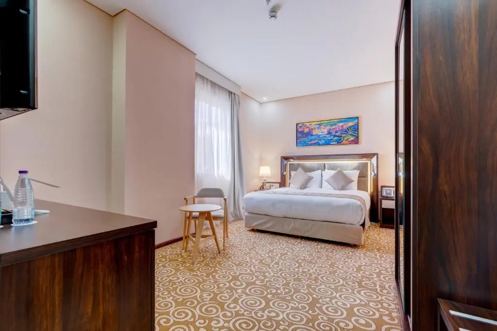 Superior Double room (full double bed)