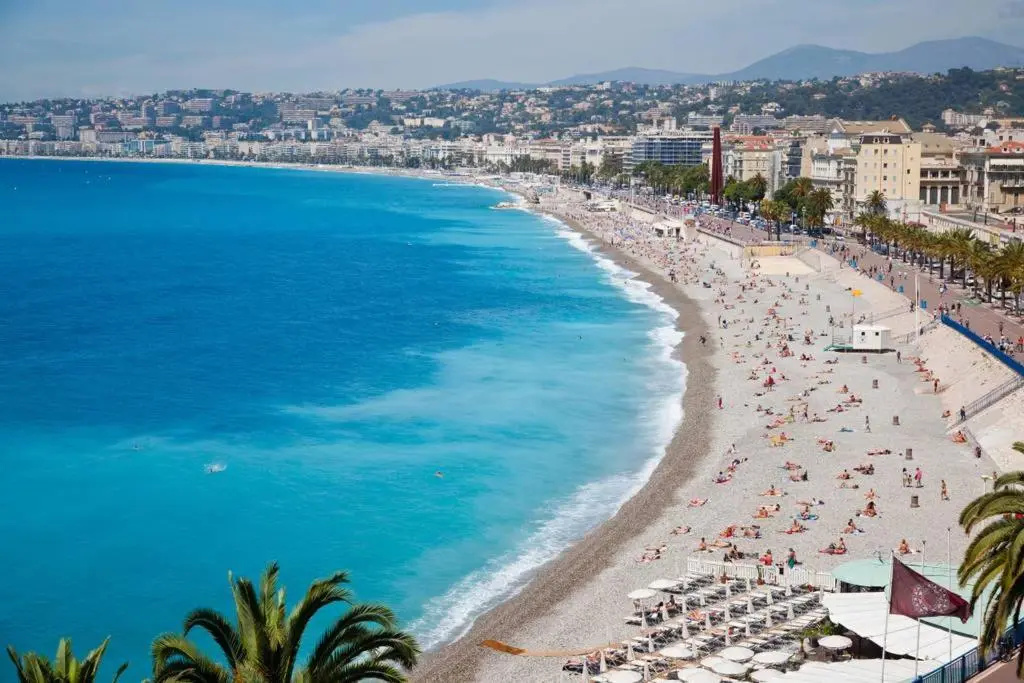 Beach & Waterfront