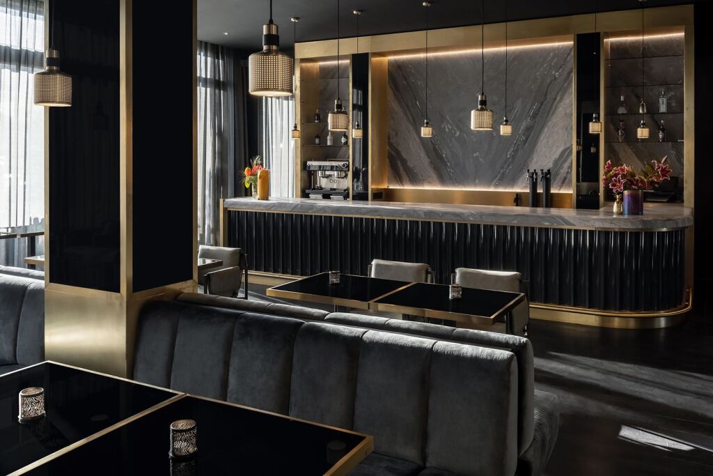 Hotel AMANO East Side