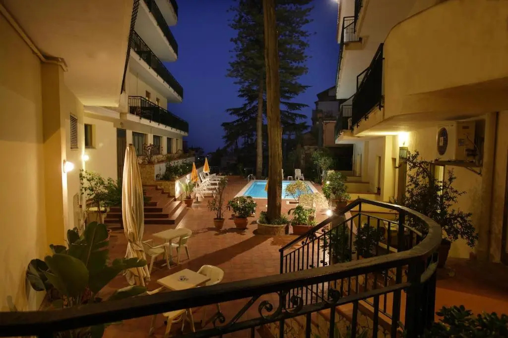 Hotel photo 14
