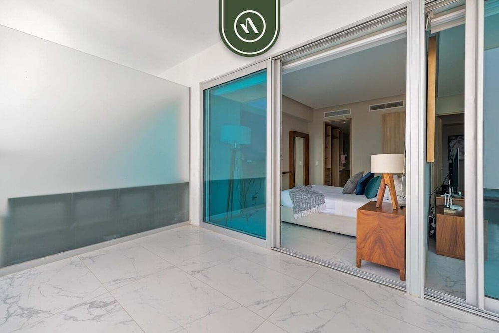 New 2BR APT - Beach Access - Pool - GYM - Jacuzzi