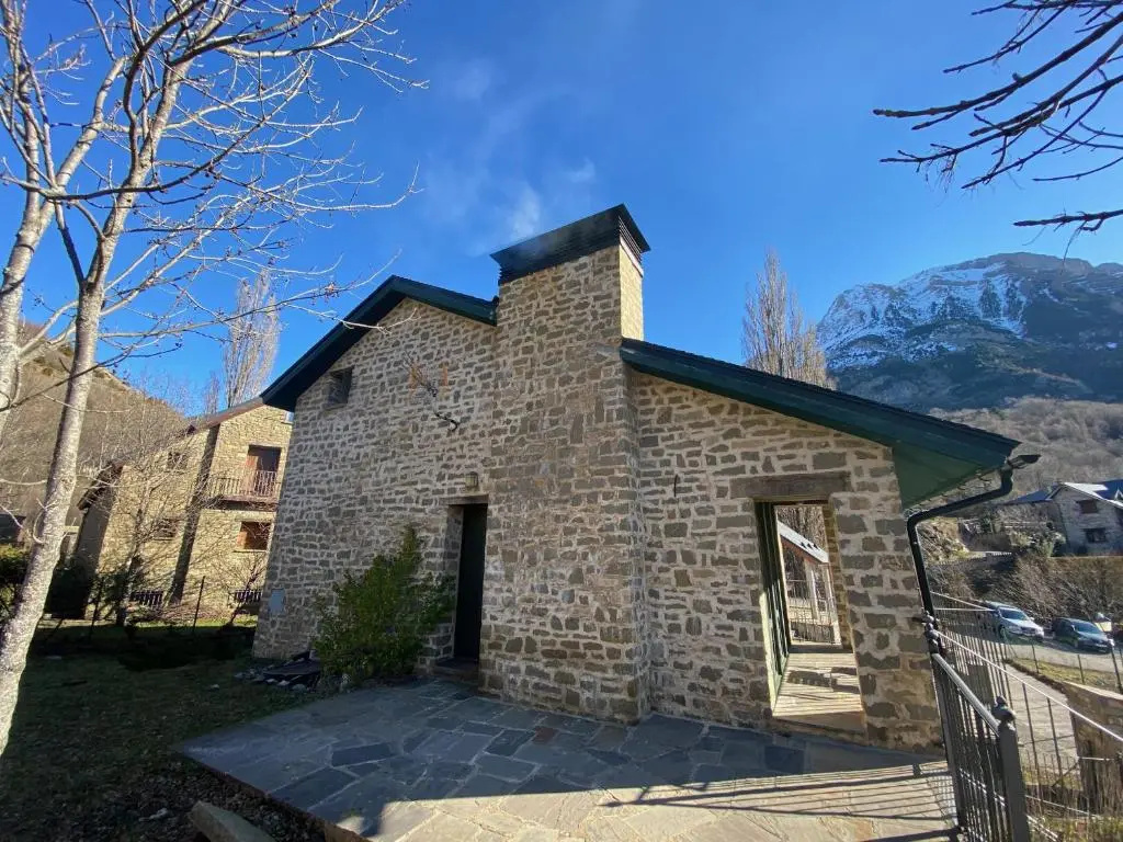 Apartamento ático-dúplex en Casa Rural Fundanal en Hoz de Jaca