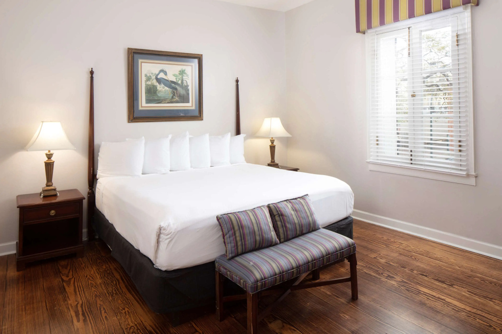 Maison St Charles Room Type - Two-Bedroom Suite