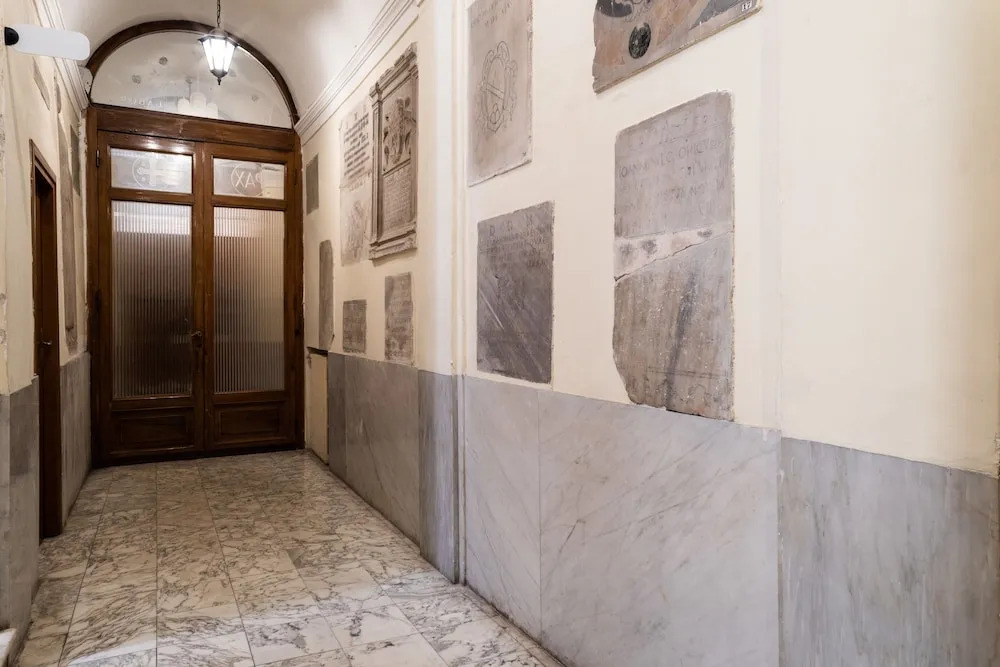 Minerva Monks Inn - фото 10