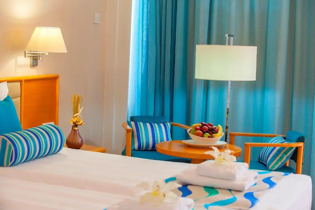 Cavo Maris Beach Hotel - Chambres