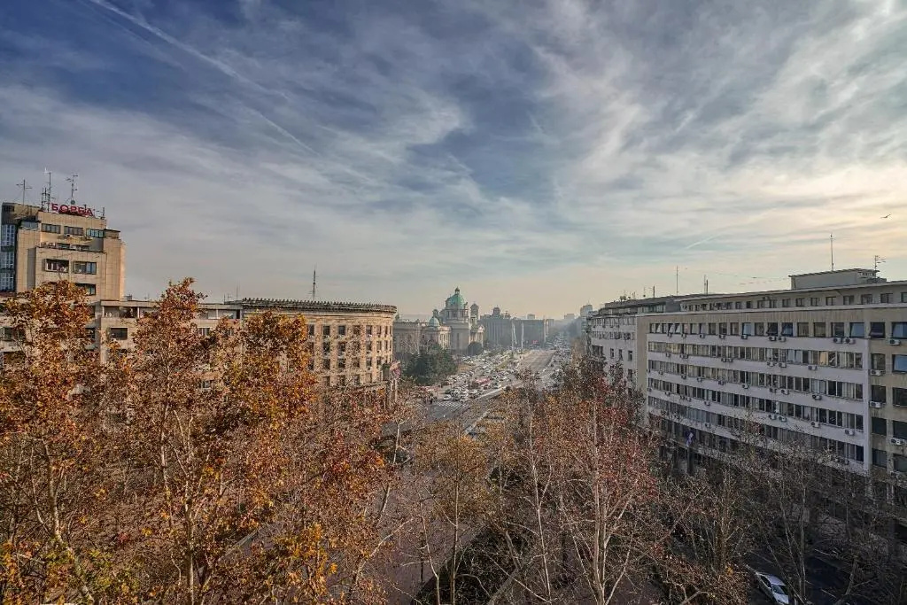 Maccani Black Luxury Suites — фото