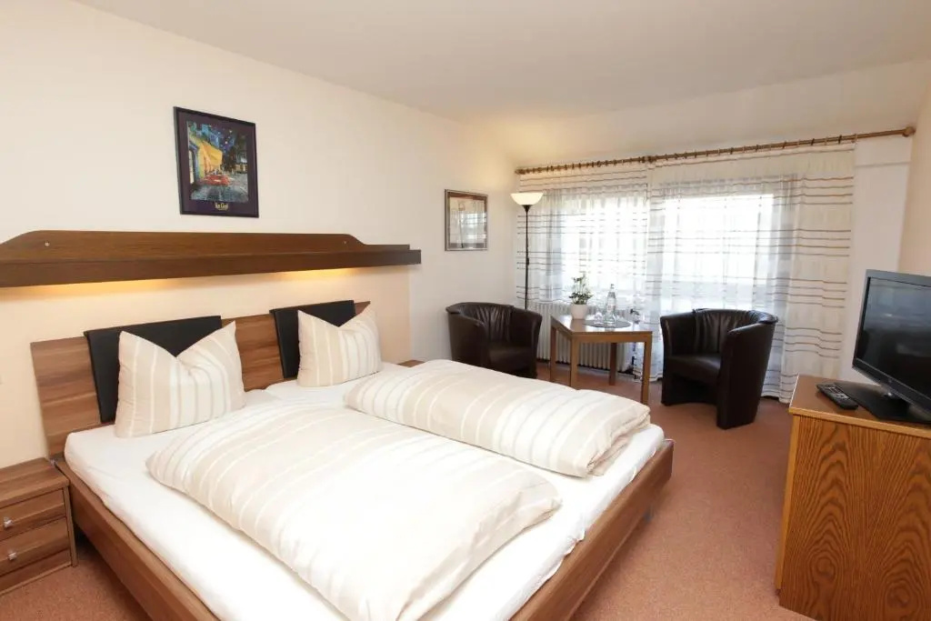 Standard Double room (full double bed)