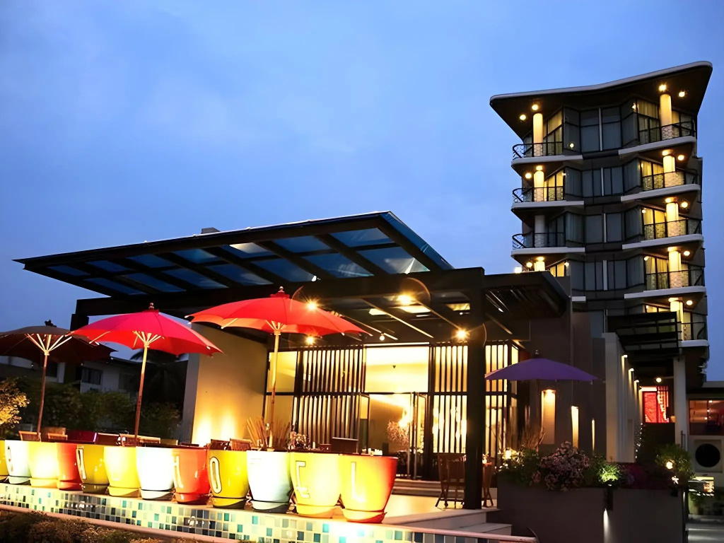 The Sez Hotel