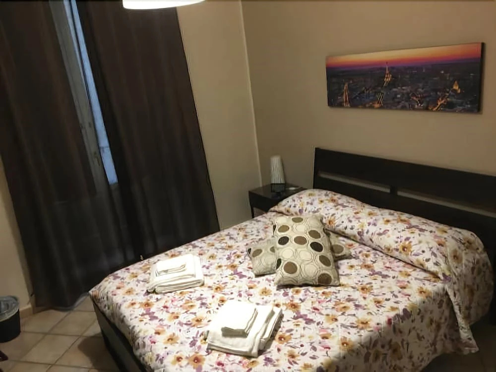 Bedroom21 — 2