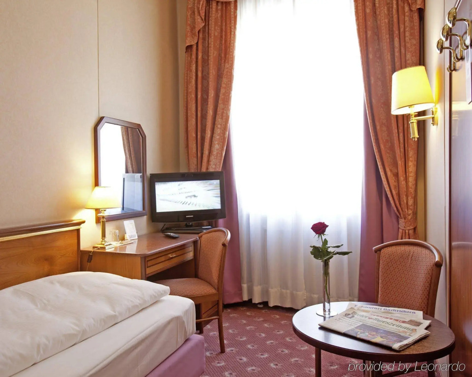 Best Western Hotel Neue Post — фото 2