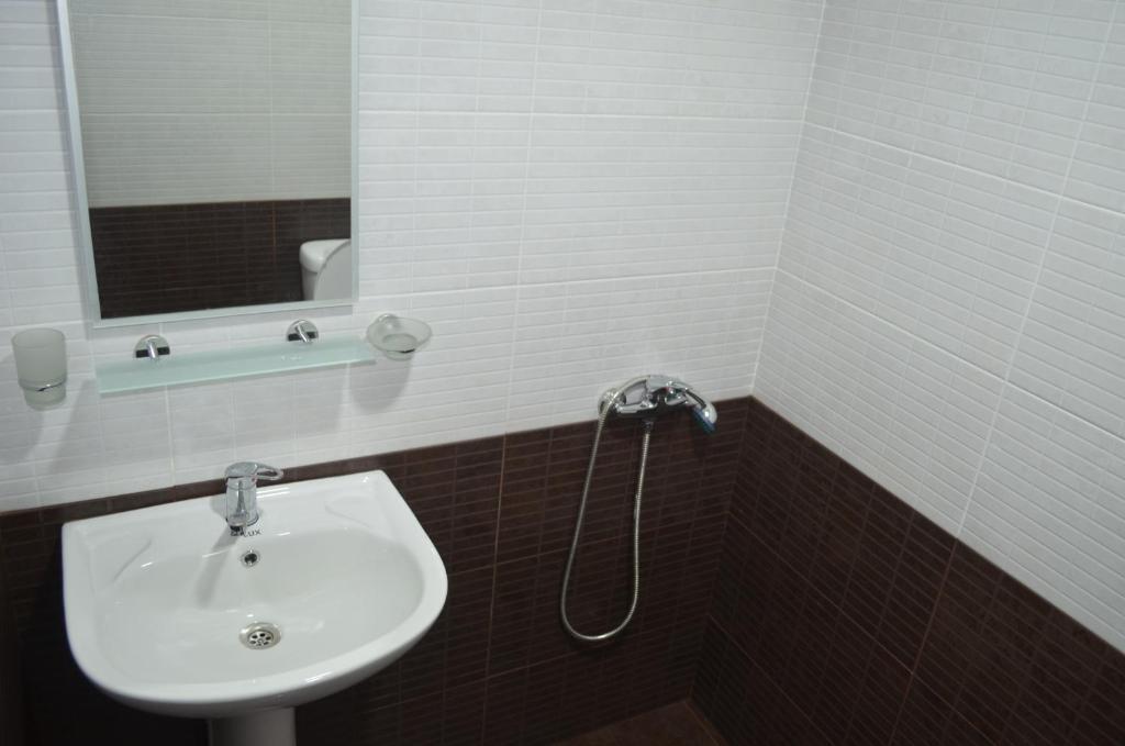 Двухместный номер Standard с балконом 2 отдельные кровати в Guest House Madonna