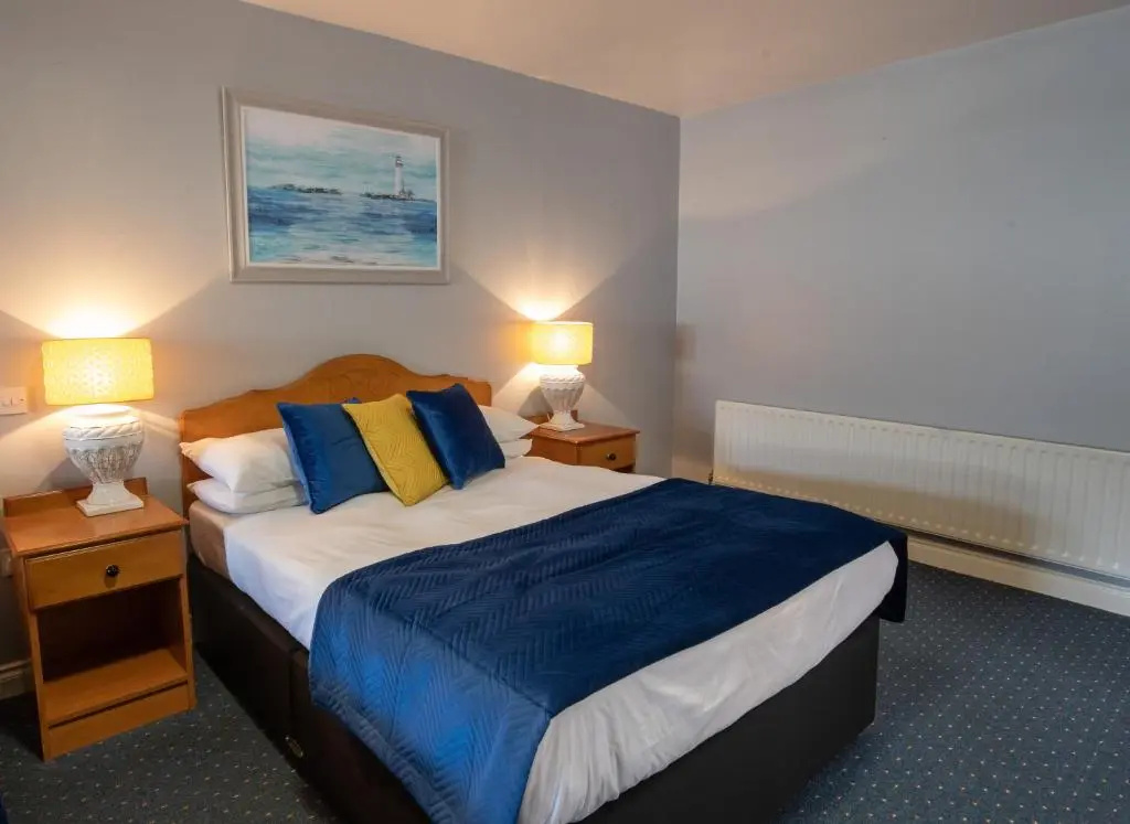 Standard Double room (full double bed)