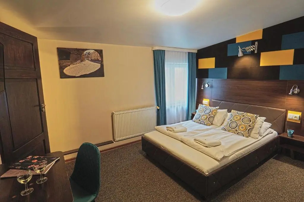 Standard Double room (full double bed)