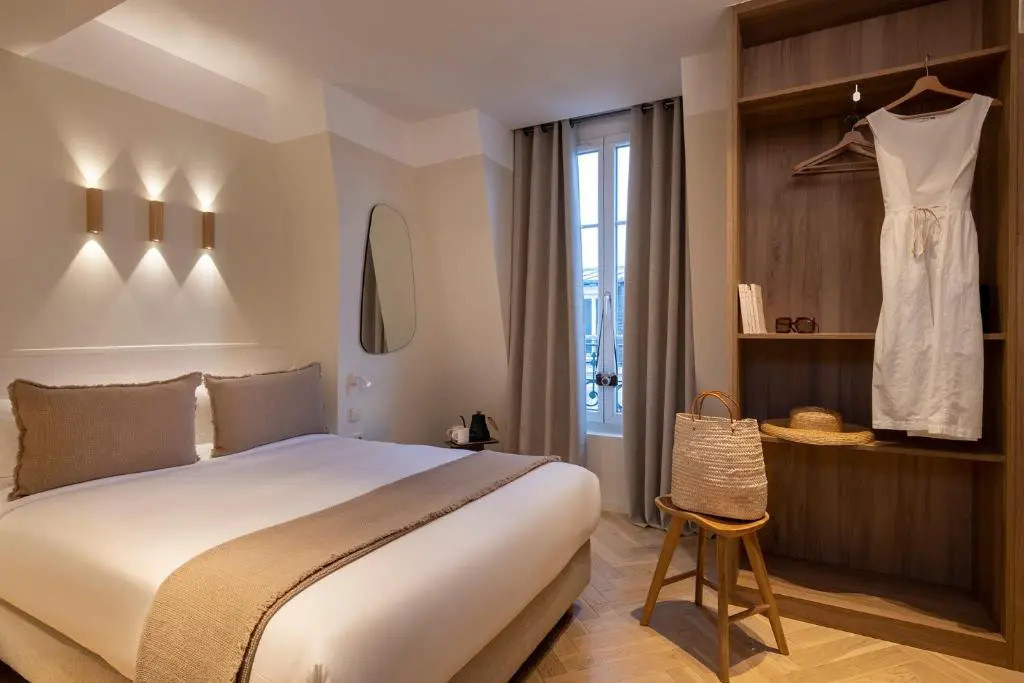 Superior room