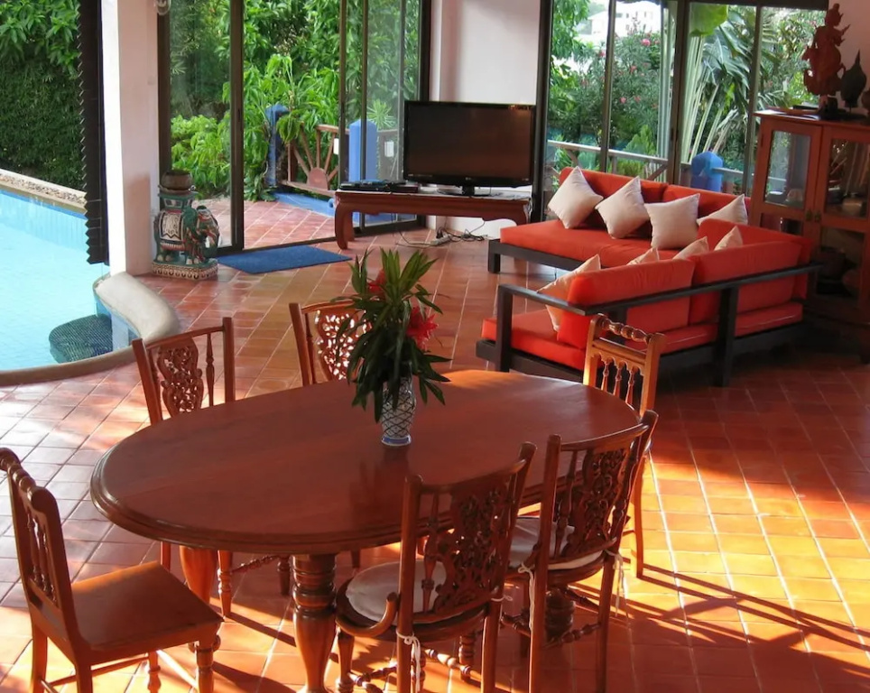 3 Bedroom Seaview Villa Leila