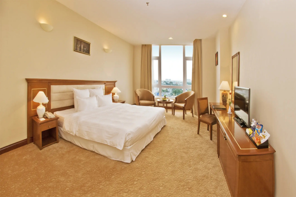 Tan Son Nhat Saigon Hotel — фото
