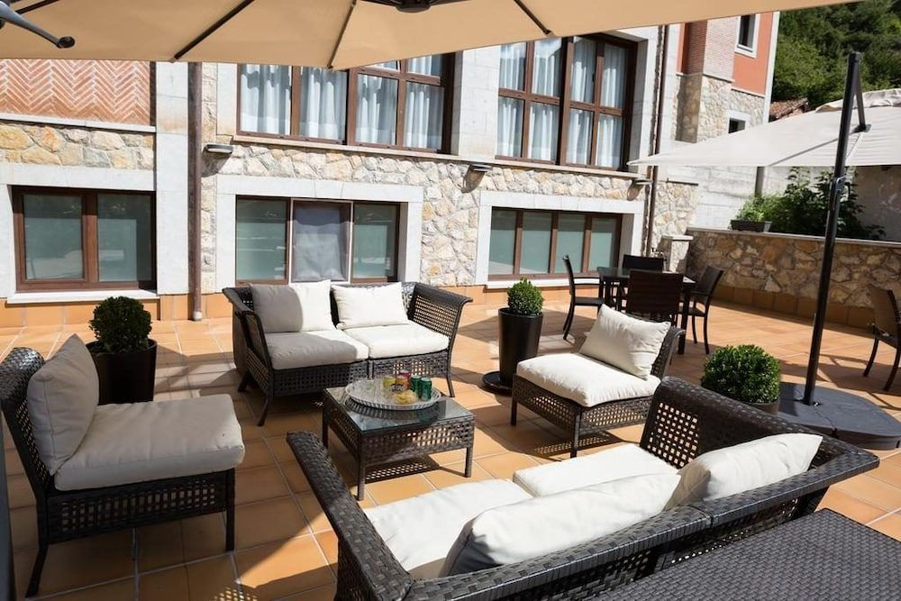 Hotel photo 12