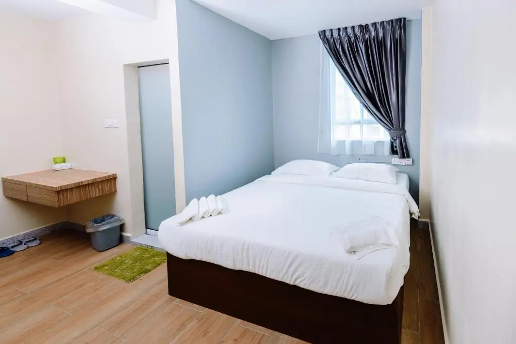 Standard Double room (full double bed)