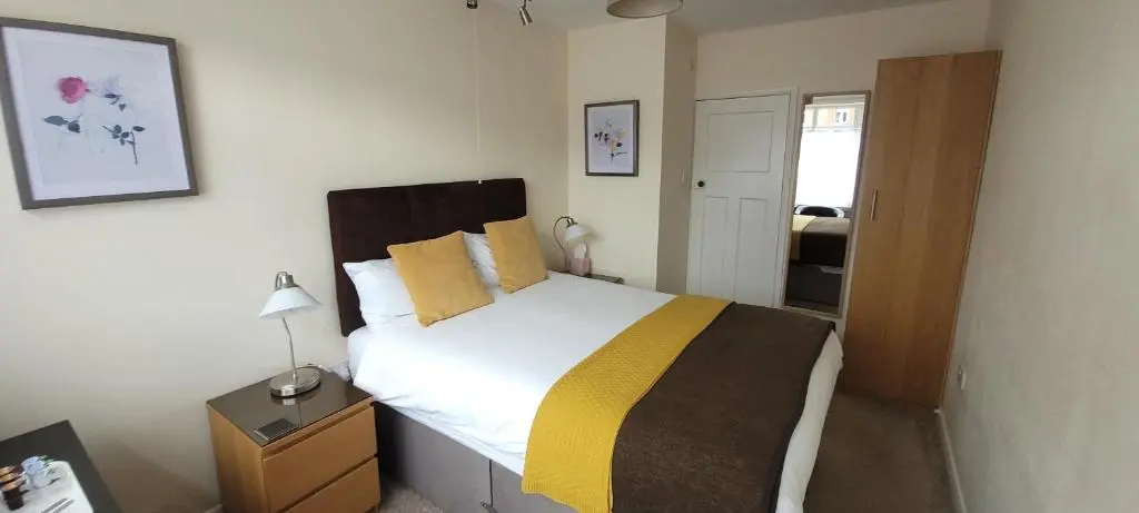 Standard Double Basement room (full double bed)