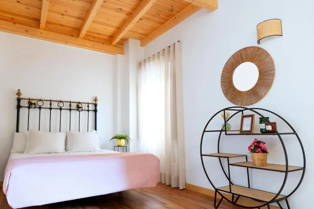 Double Studio (full double bed)