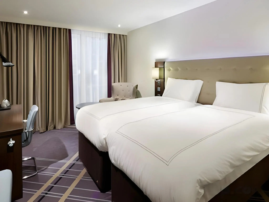 Hotel photo 13