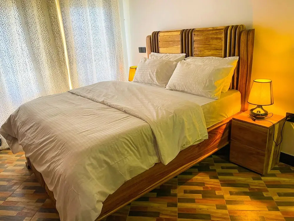 Deluxe Studio