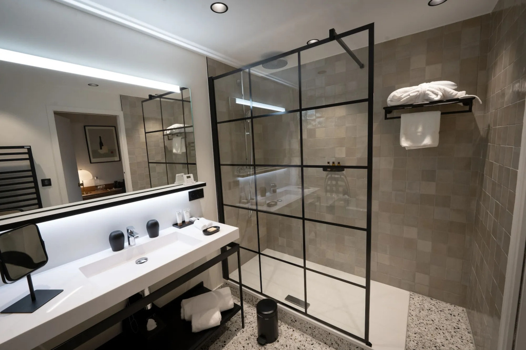 Hotel photo 30