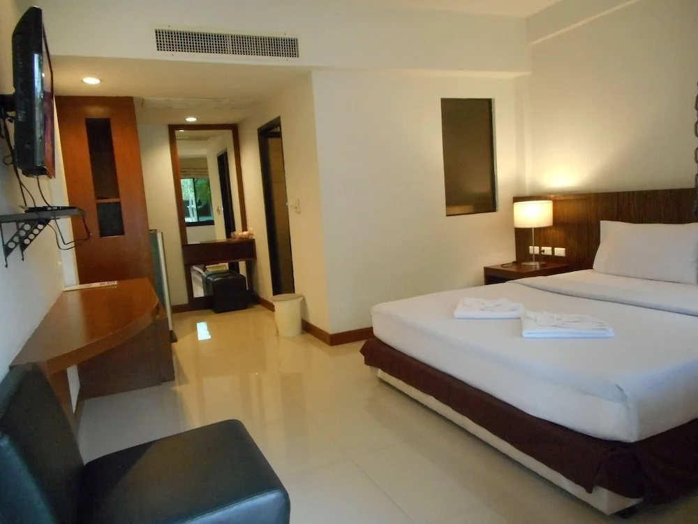 Superior Double room (full double bed)