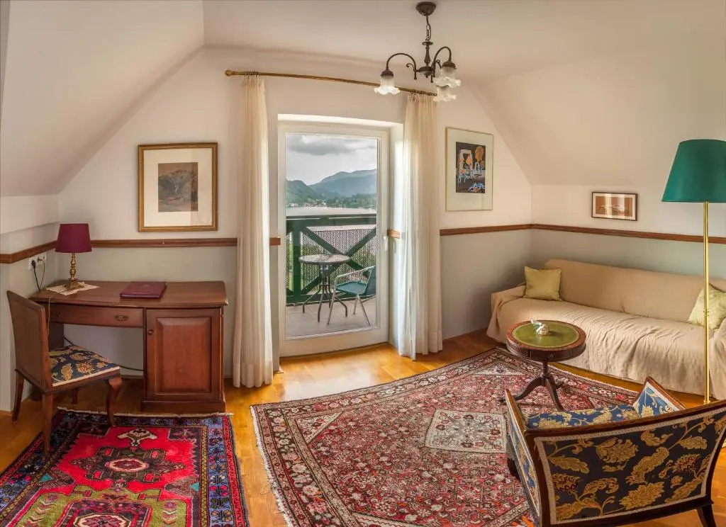 Suite with balcony