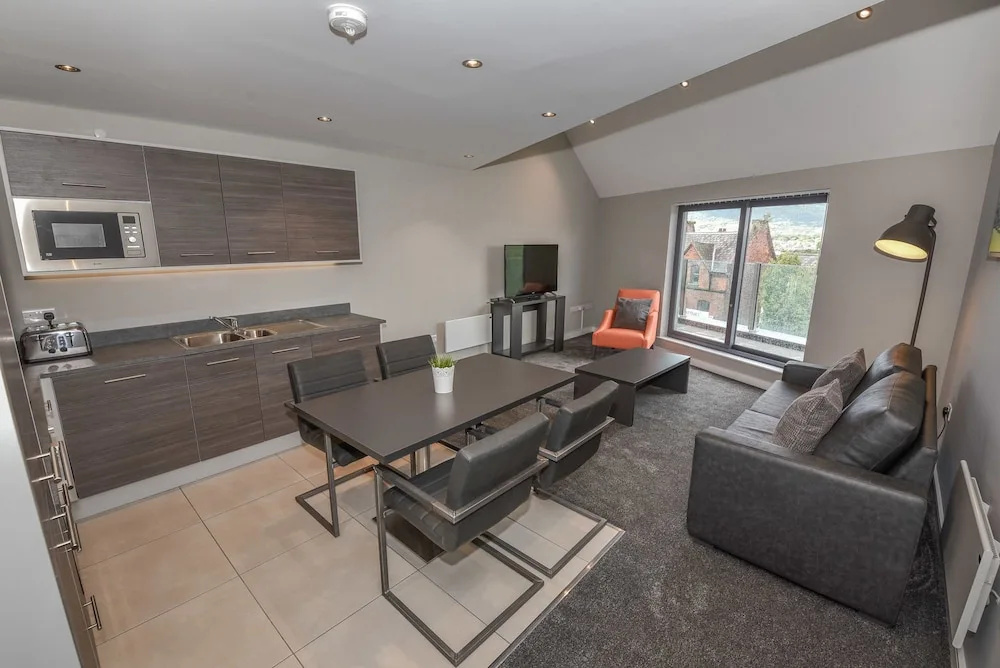 2 Bedrooms Standard Penthouse room with balcony