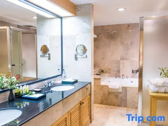 Одноместный люкс Prestige односпальная кровать в The Four Wings Hotel Bangkok