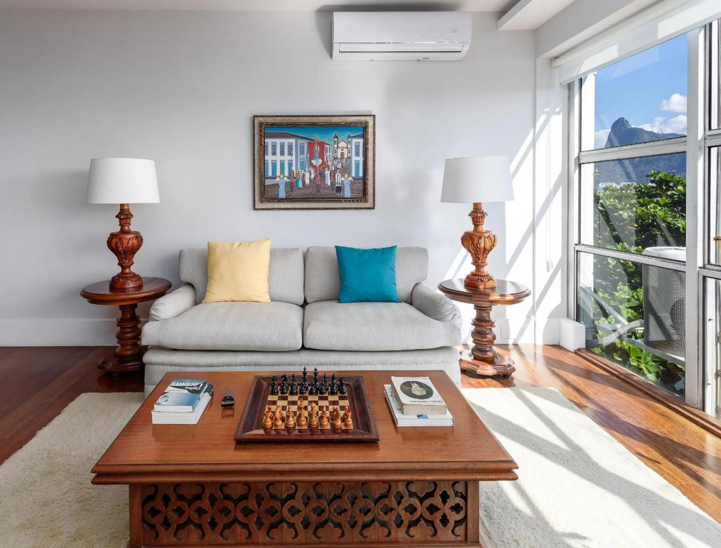 Apartmento de luxo na Urca com vistas incríveis - a 2 min da praia!