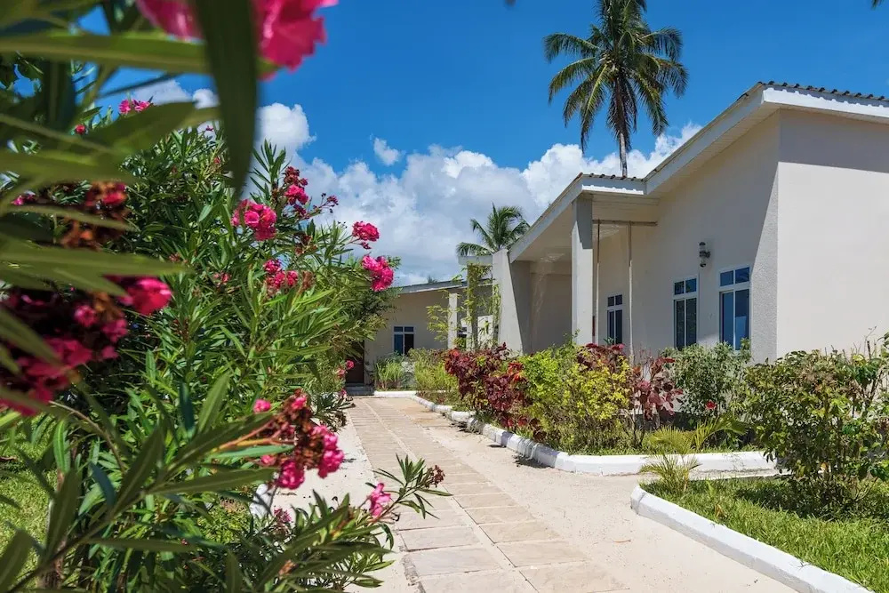 Coconut Breeze Apartments