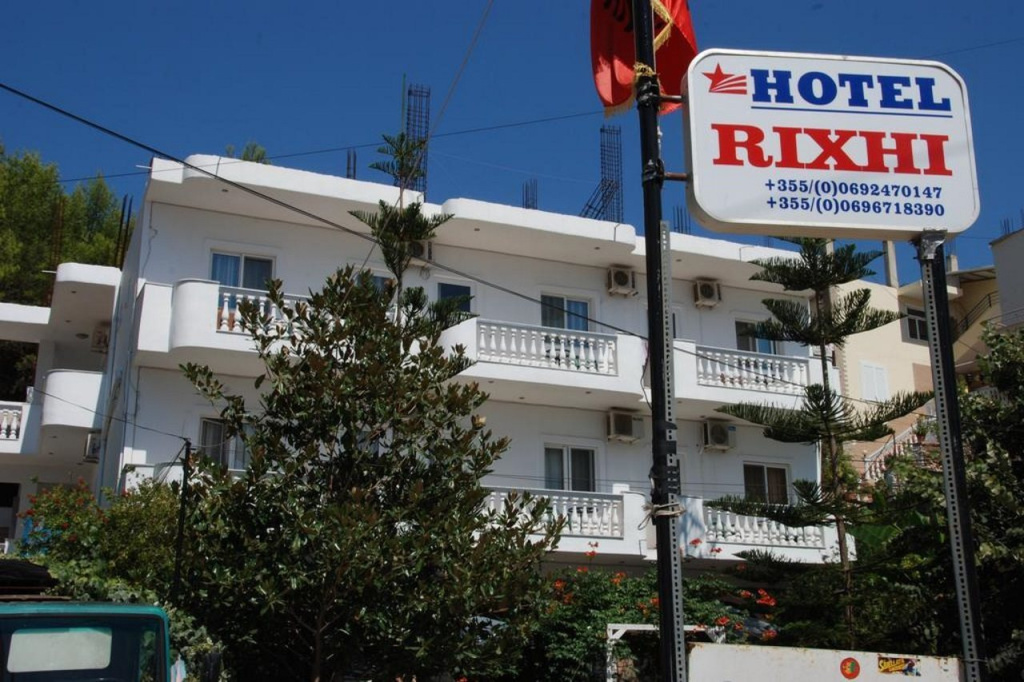 Hotel photo 1
