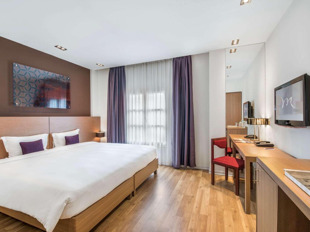 Mercure Hanoi la Gare by null