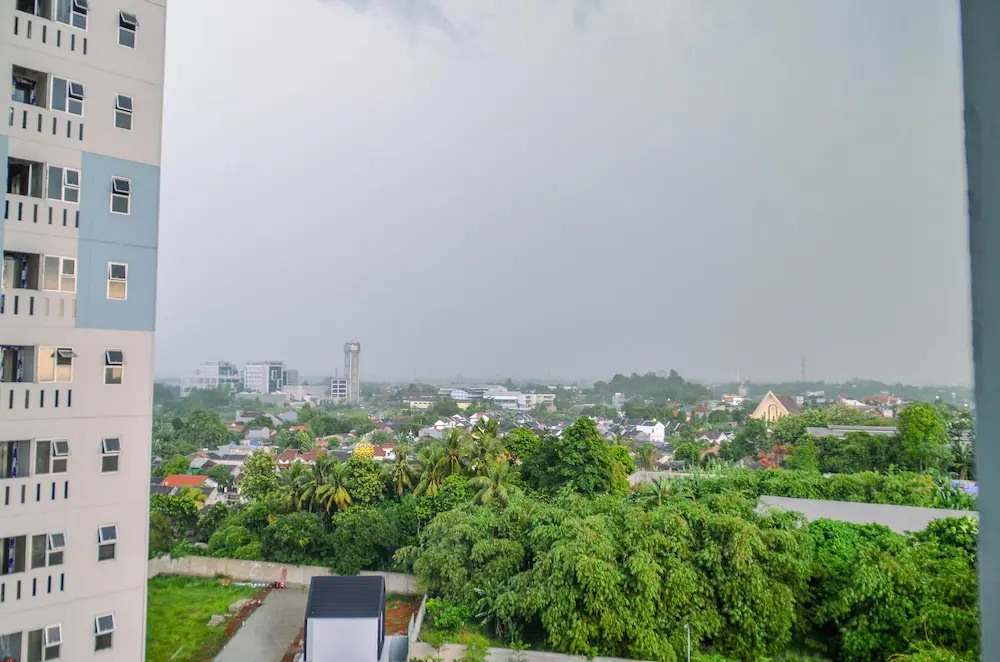 Minimalist Studio Room At Urbantown Serpong Apartment