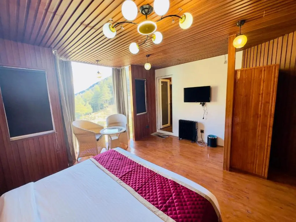 Deluxe Suite