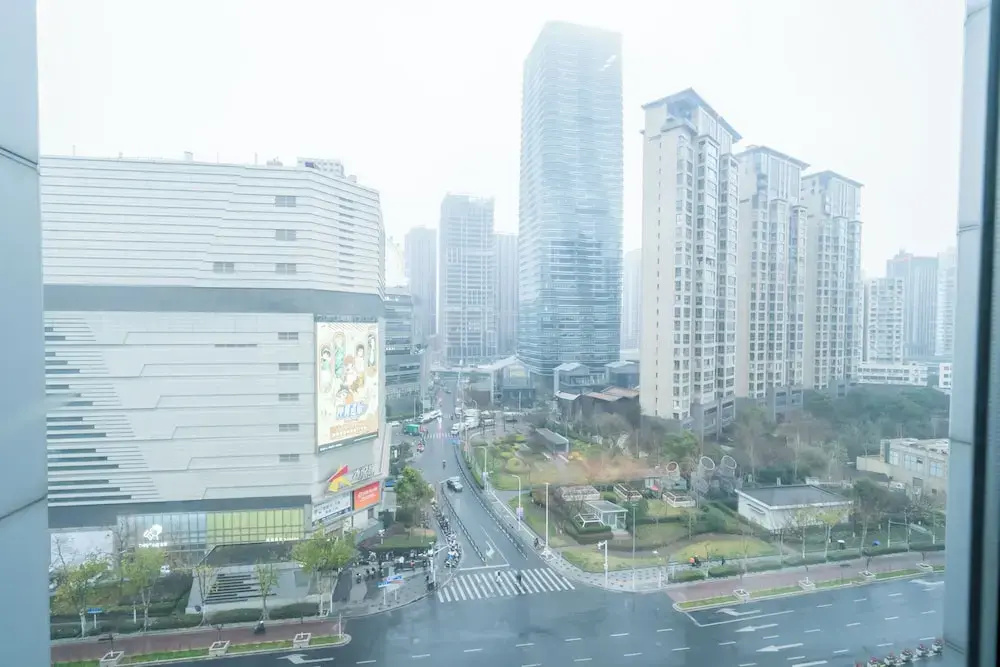 Zhome-Three Bedroom Luxury Suite3