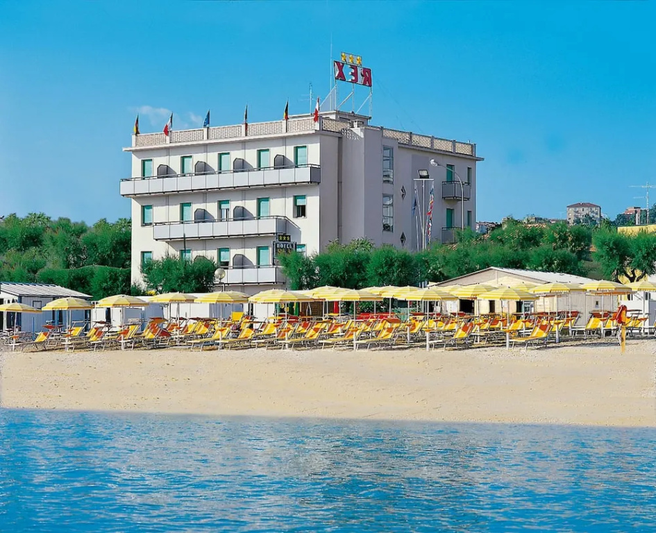 Hotel photo 13