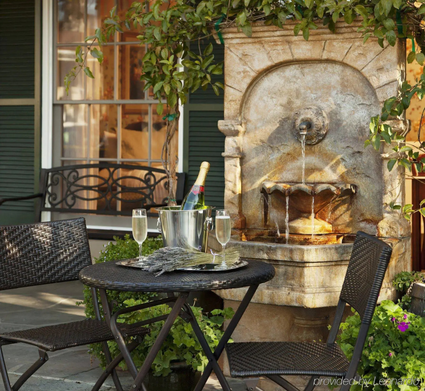 Lavender Inn by the Sea - Général