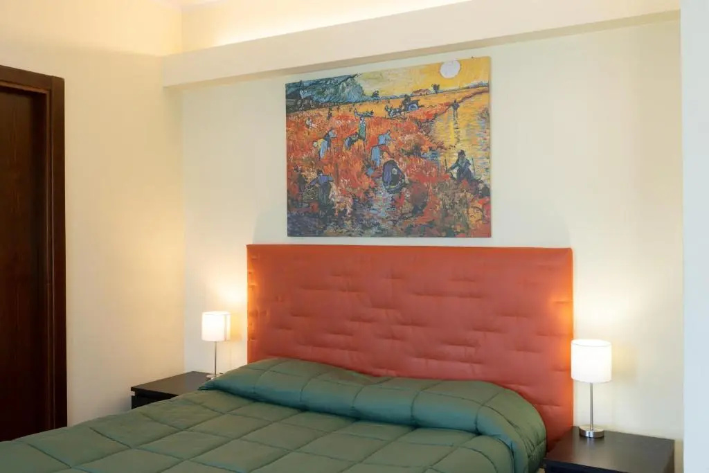 Standard Double room (full double bed)